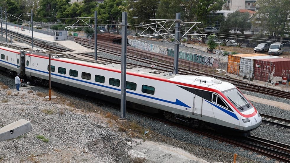 helenic train trena proastiakos
